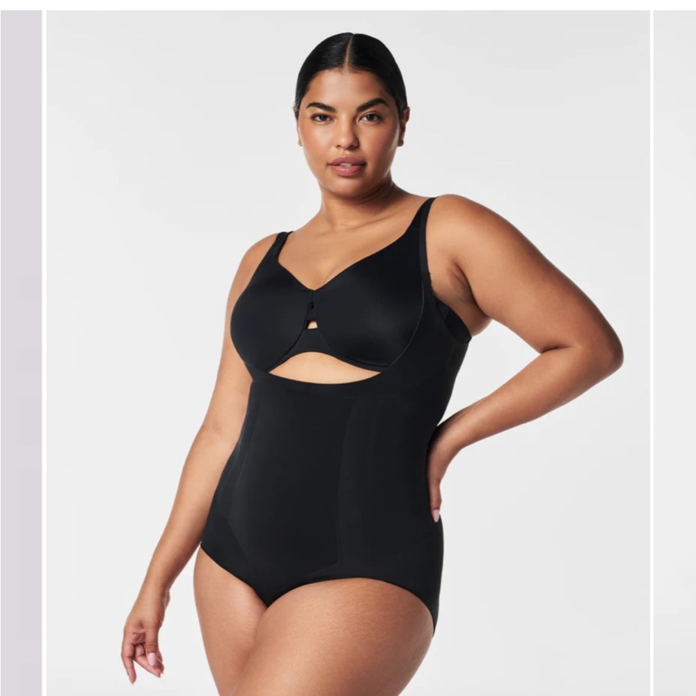 NWT Spanx Open Bust Body Suit